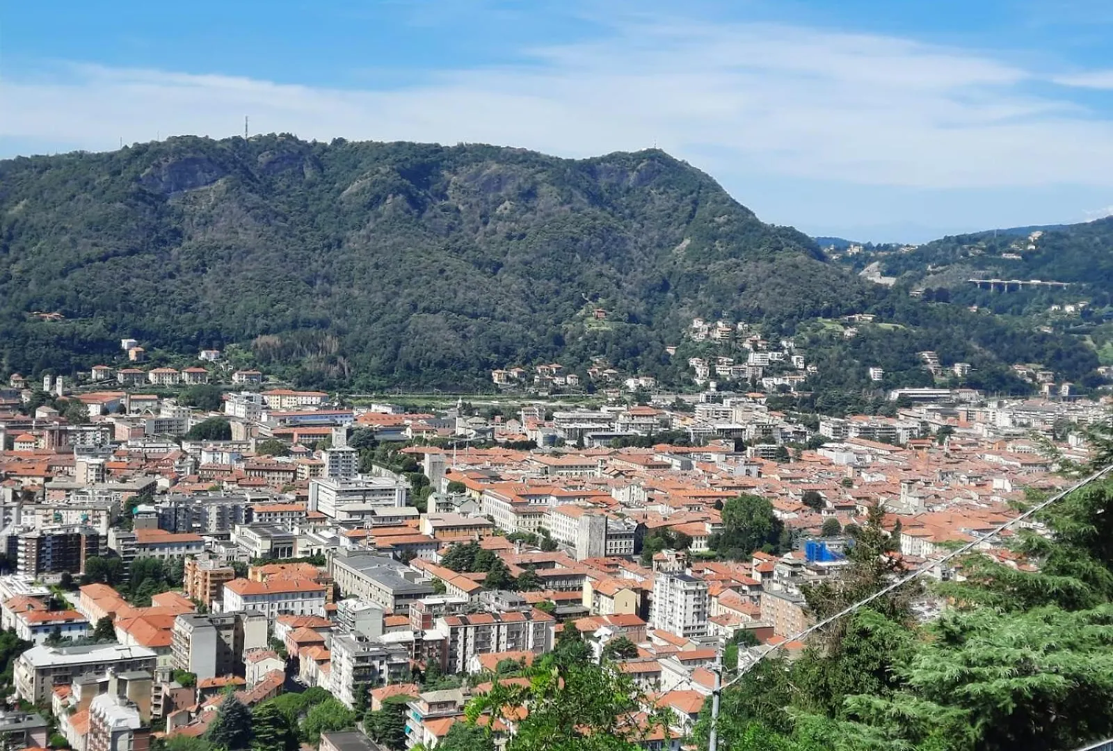 Your Lovely Nest In Como